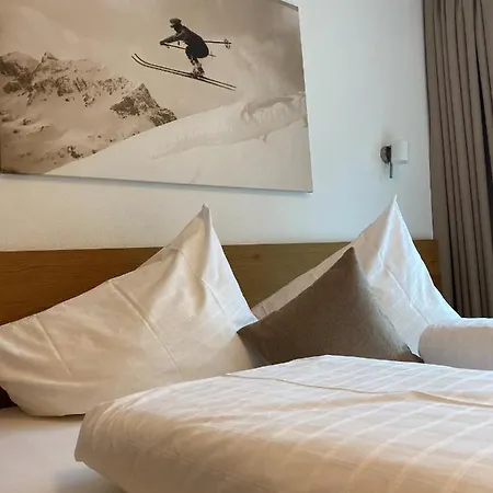 Appartement Haus Bergleben à Sankt Anton am Arlberg Extérieur photo